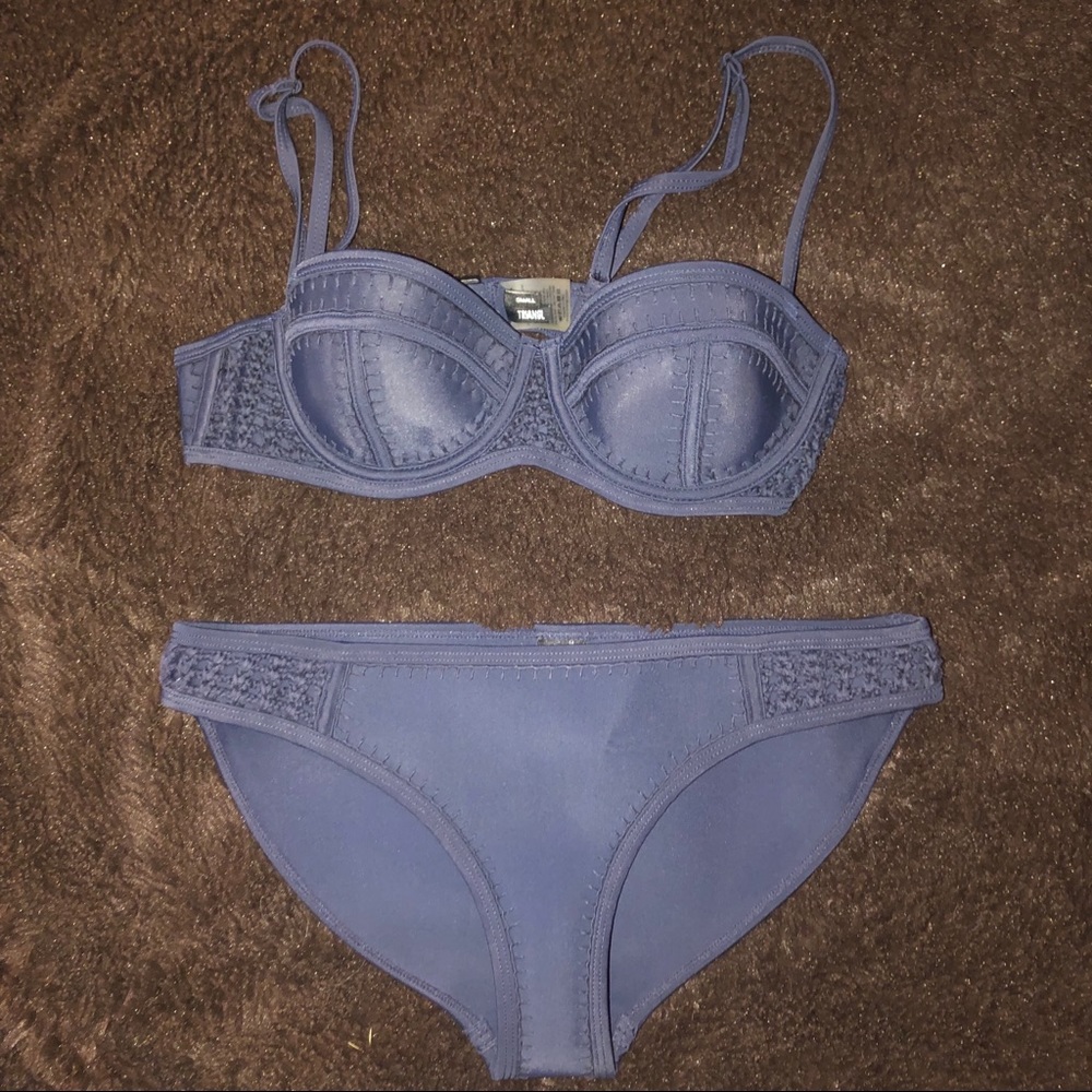 Navy Triangl Bikini Set